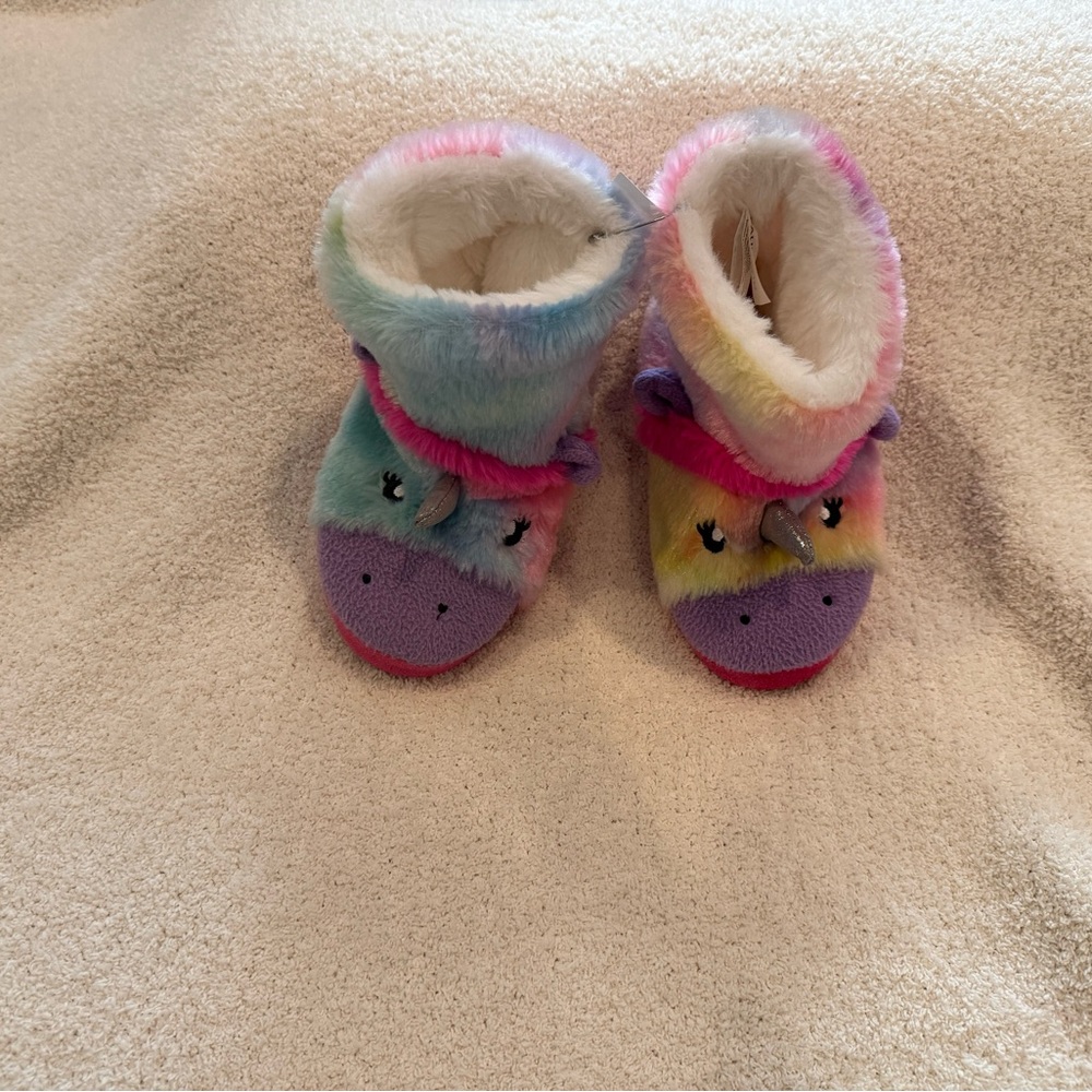 totes Kids Rainbow Unicorn Plush Slippers - Multicolor